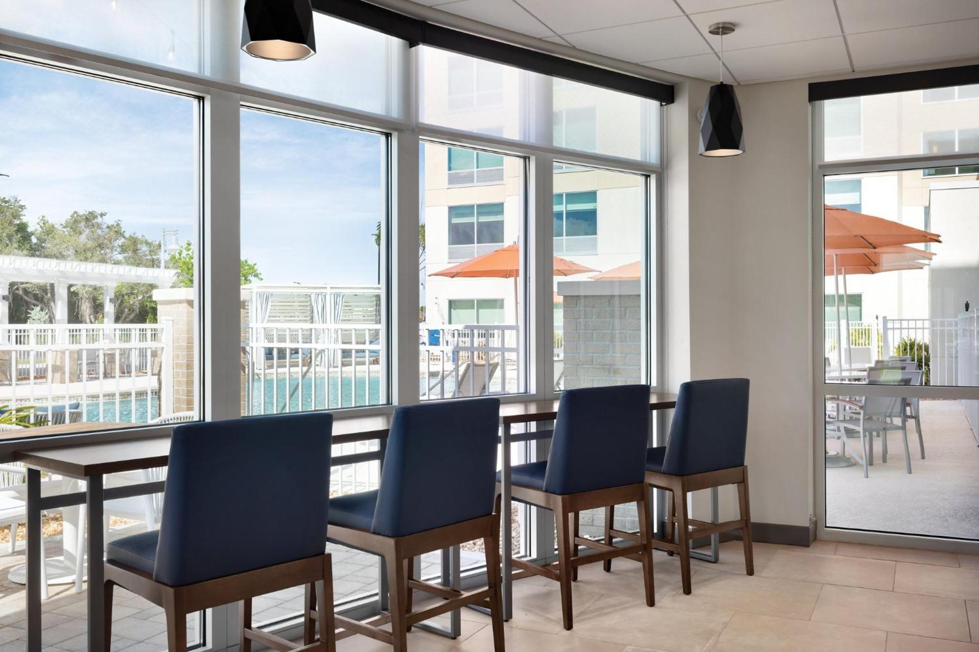 Holiday Inn Express Cape Canaveral By Ihg المظهر الخارجي الصورة